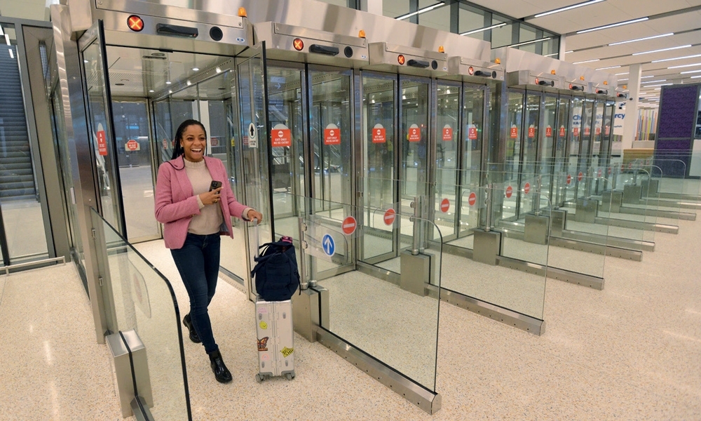SEGURIDAD EN AEROPUERTOS